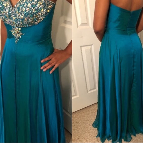 Tiffany Designs Dresses & Skirts - Tiffany Designs Turquoise Prom Dress